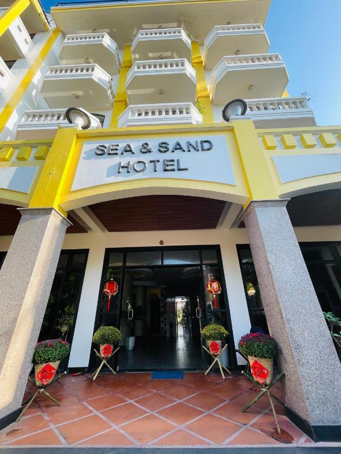 Sea And Sand Hotel Hoi An Esterno foto